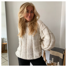 Indlæs billede til gallerivisning Square Sweater and Slipover
